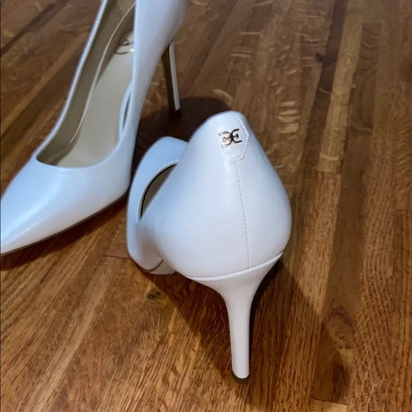 Sam Edelman White Pointed-Toe Heels - Picture 5 of 6